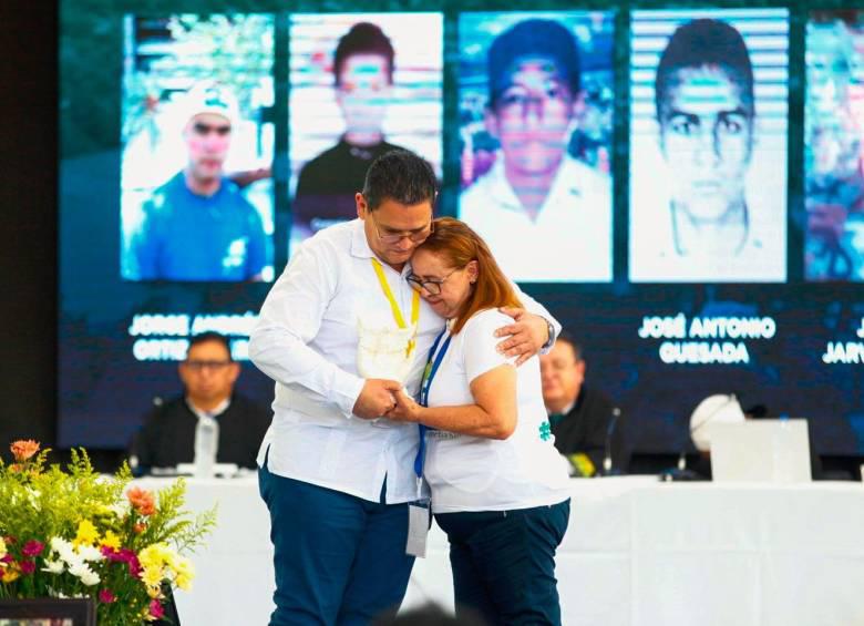 Las familias en la audiencia donde les devolvieron a sus seres queridos. FOTO: Camilo Suárez