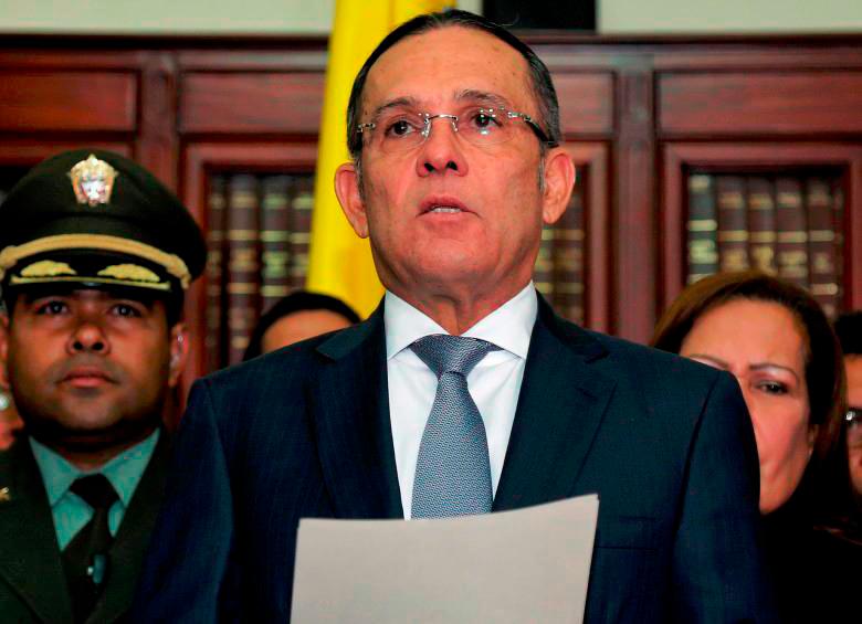 Efraín Cepeda, director del Partido Conservador, anunció que el próximo 11 de abril se tomarán decisiones sobre la reforma a la salud. FOTO: Colprensa 