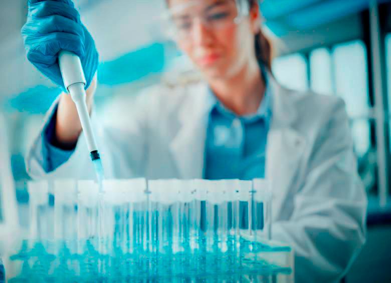 Científicos canadienses y estadounidenses descubren antibiótico que podría atacar a superbacteria. Foto: Sstrock/Archivo. 