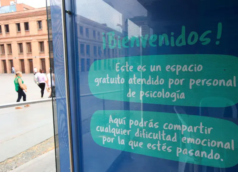 Los escuchaderos hacen parte de una estretegia distrital para ampliar la atención de problemáticas de salud mental. FOTO: ESNEYDER GUTIÉRREZ