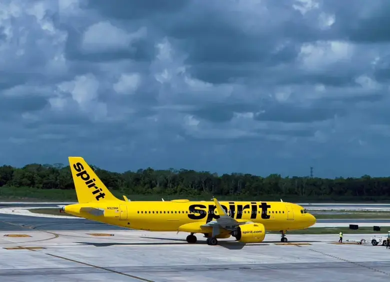La aerolínea Spirit Airlines cerrará todas sus operaciones por fracaso financiero. FOTO: AFP