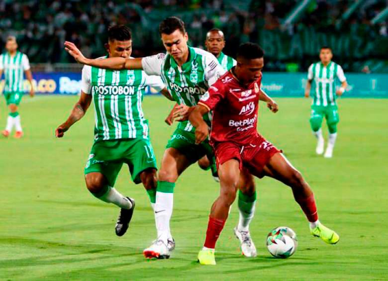 Nacional y Tolima se enfrentaron en la fecha 4 del todos contra todos, en el Atanasio Girardot, en partido en el que salió vencedor el visitante (0-1). Foto: Dimayor. 