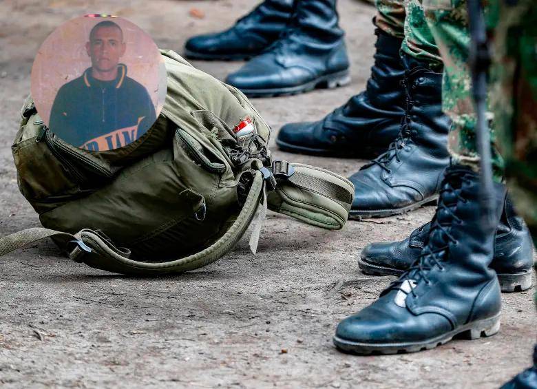 Edison Andrés Gómez fue llevado bajo engaños a un barrio periférico de Medellín donde el ejército lo asesinó en estado de indefensión. FOTO: ARCHIVO Y CORTESÍA