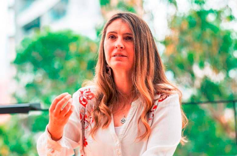 Paloma Valencia, senadora del Centro Democrático dice que nunca hubo intención de “un pacto por el cambio” tras pedida de renuncia de Petro a ministros. Foto: Camilo Suárez. 
