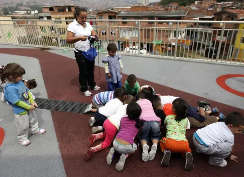 Los niños afectados deberán ser informados y reubicados. FOTO: MANUEL SALDARRIAGA