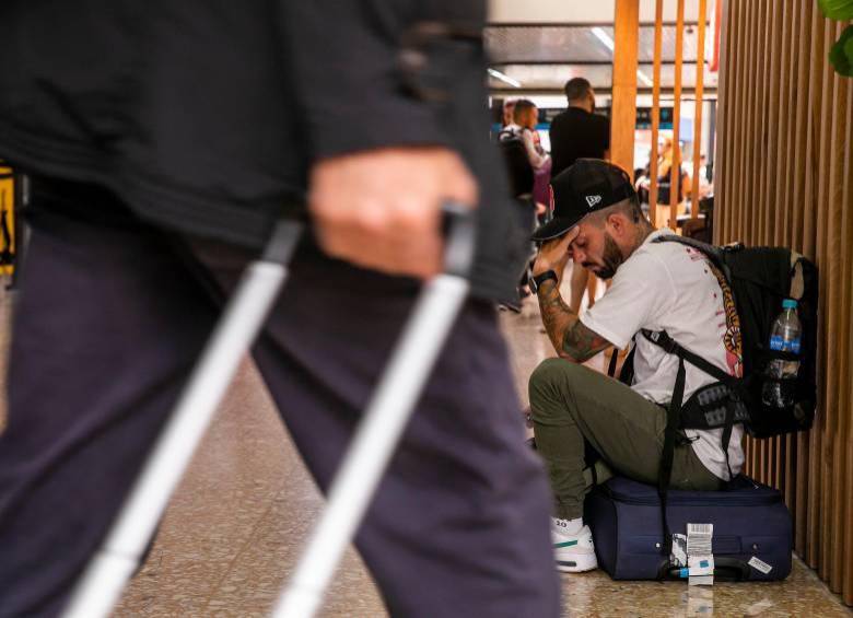 Ultra dejó a más de 60.000 personas con tiquetes comprados para Semana Santa. FOTO: CARLOS VELÁSQUEZ.
