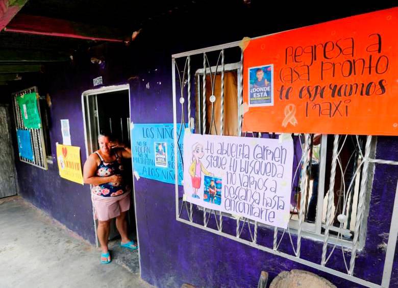 En la escuela donde estudiaba el niño Maximiliano hay carteles en los que dicen que le esperan. FOTO: Esnéyder Gutiérrez.