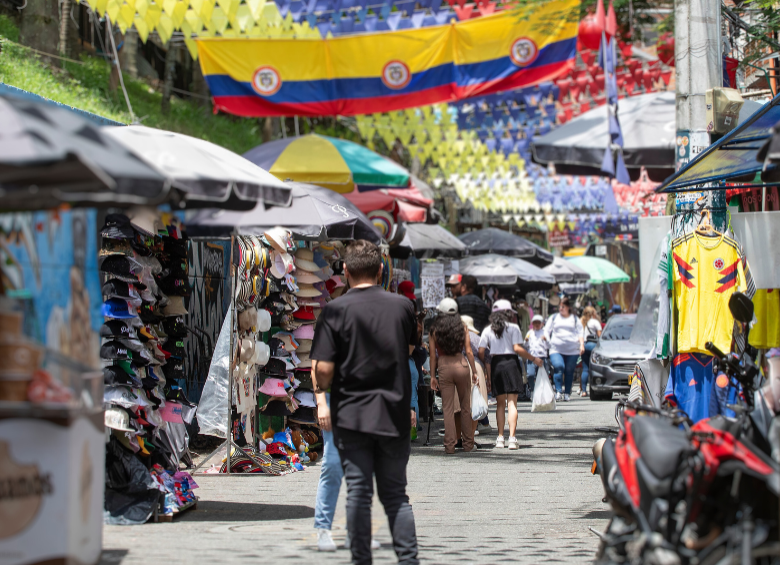 Un estadounidense dejó toda su antigua vida en California para radicarse en Medellín, donde lleva viviendo seis años. FOTO: EL COLOMBIANO | REFERENCIA