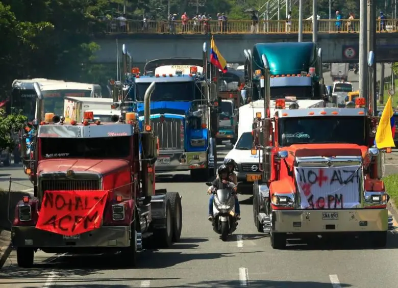En septiembre del 2024, los transportadores de carga se fueron a paro por los aumentos de precios a los combustibles.