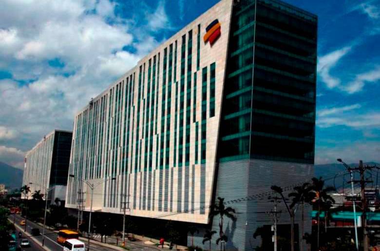 Bancolombia fue una de las empresas con mejor desempeño, pero fue castigada por los impuestos. FOTO: Archivo