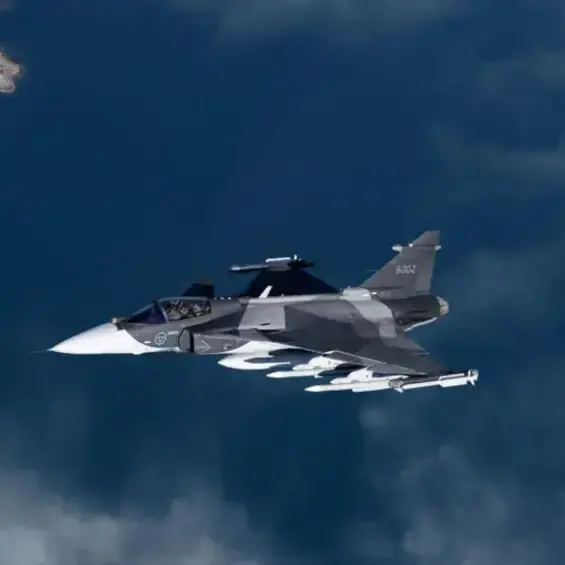 Un avión Gripen, modelo cuyo proceso de compra fue requerido por la Contraloría. FOTO: COLPRENSA