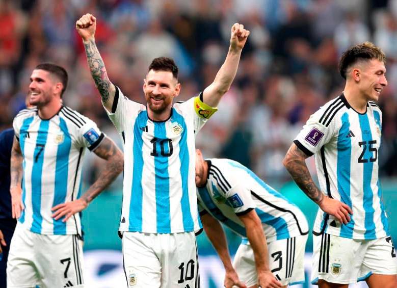 El equipo de Lionel Messi es favortio para quedar primero en la tabla de posiciones de las eliminatorias al próximo Mundial. FOTO: JUAN ANTONIO SÁNCHEZ
