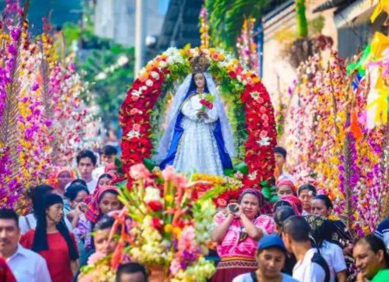 La Cofradía de las flores y las palmas (El Salvador) fue una de las celebraciones que entró en la lista del Patrimonio Cultural Inmaterial de la Humanidad. FOTO: MINISTERIO DE CULTURA EL SALVADOR | UNESCO