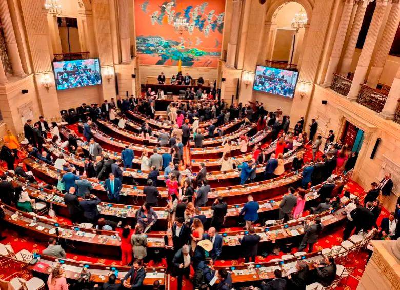 El Ejecutivo aclaró que el salario de los legisladores no está atado al aumento del salario mínimo, sino a la inflación y ajustes del Estado. FOTO: EL COLOMBIANO