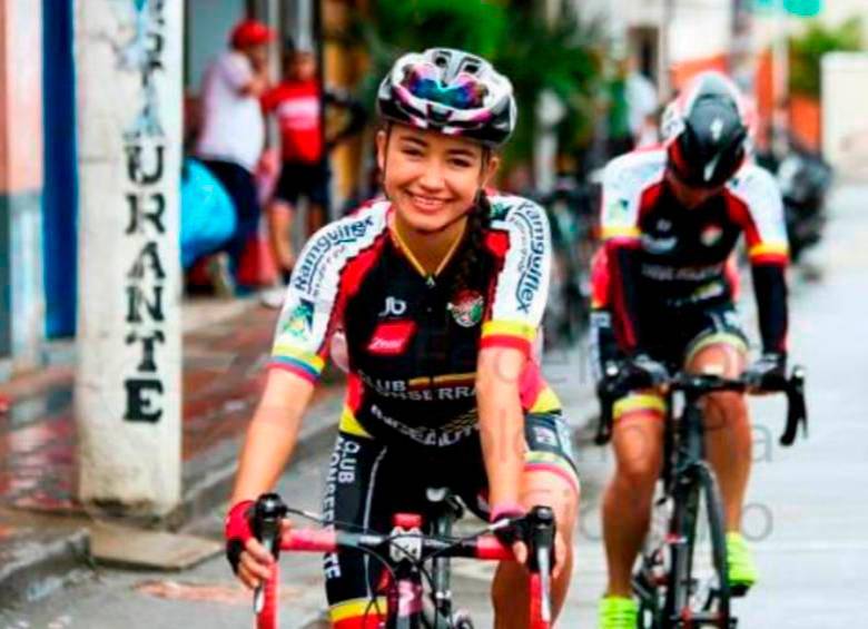 La joven pedalista falleció después de más de dos meses del accidente. Facebook Ana María Bustamante.