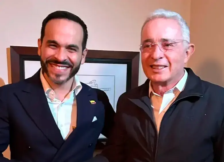 El presidente Abelardo de la Espriella y el expresidente Álvaro Uribe Vélez. FOTO ARCHIVO