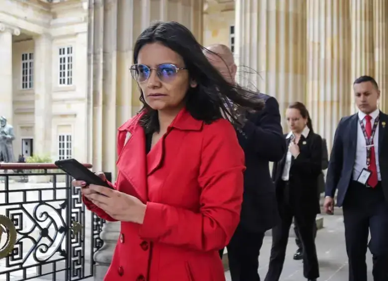 Angie Rodríguez ha sido señalada por compañeros de trabajo y de filiación política de presuntas conductas inadecuadas. FOTO: COLPRENSA.