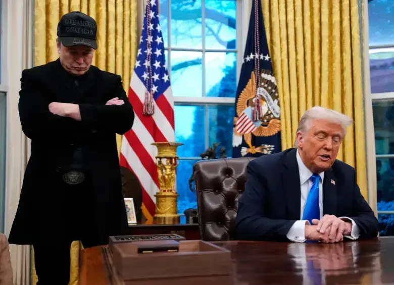 El llamado “gran y hermoso proyecto de ley” fue aprobado por estrecho margen en la Cámara de Representantes la semana pasada, luego de que Trump interviniera directamente para presionar a los conservadores fiscales del Partido Republicano. FOTO: Getty.