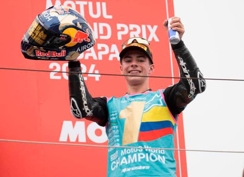 El piloto colombo-español David Alonso se coronó como campeón del Moto del 2024. FOTO GETTY 