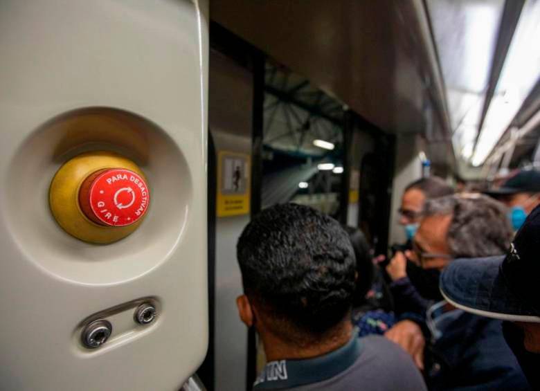 El botón rojo solo debe oprimirse en casos de emergencia. FOTO: EL COLOMBIANO