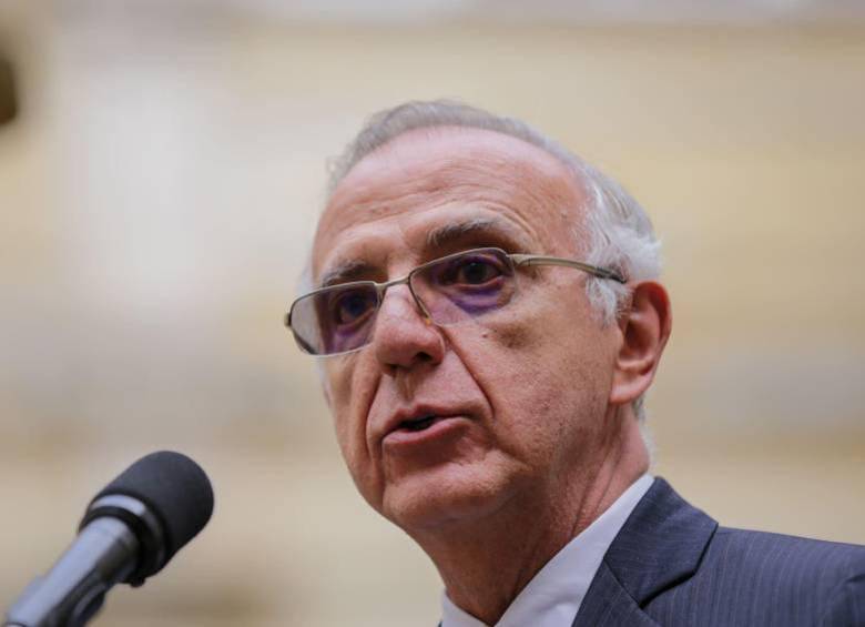 El ministro de Defensa relacionó esta iniciativa promovida por la Alcaldía de Sincelejo, como volver al paramilitarismo. Foto: Colprensa
