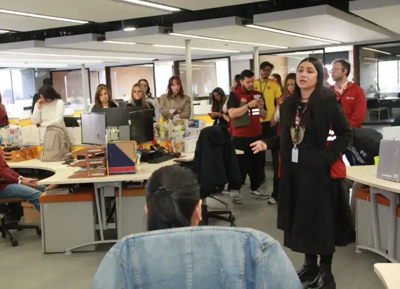 El Ministerio del Trabajo visitando las instalaciones de Caracol Televisión. FOTO: Ministerio del Trabajo