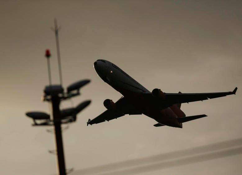 Las autoridades migratorias del país rechazaron el vuelo. FOTO COLPRENSA