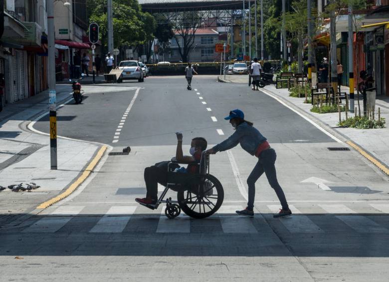 La Corte Constitucional ordenó al ICBF ajustar sus lineamientos para garantizar la protección de personas mayores de 25 años sin red de apoyo, tras analizar el caso de un hombre de 27 con discapacidad. FOTO el colombiano