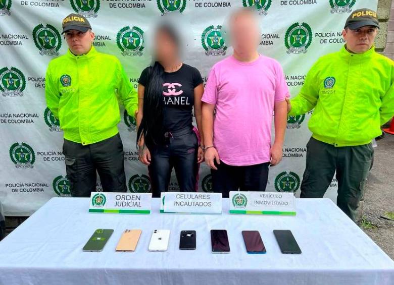 Alias Cabezona fue capturada con un hombre, ambos señalados de cometer hurtos con el uso de escopolamina. FOTOS Cortesía