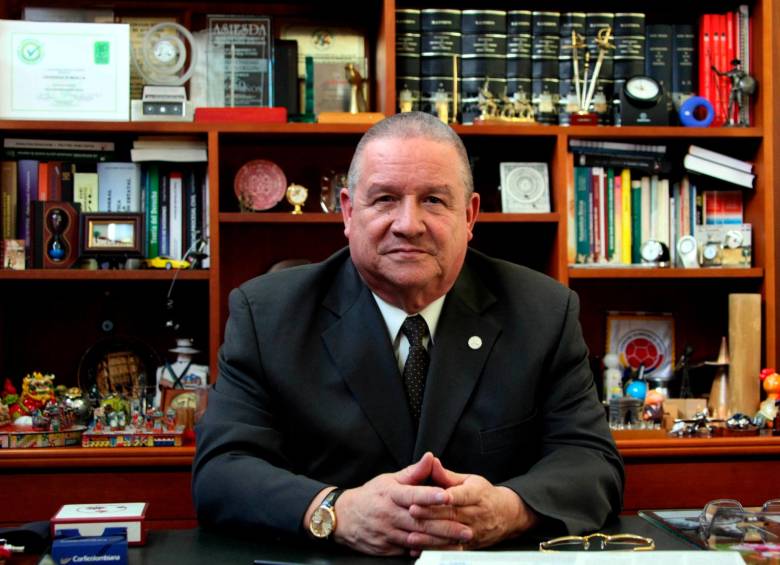 Néstor Hincapié, exrector de la Universidad de Medellín. FOTO Jaime Pérez