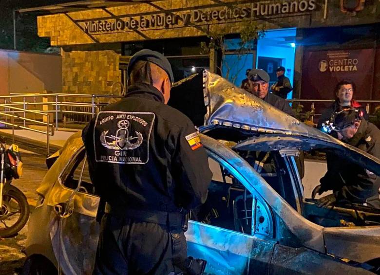 Un carro bomba explotó en la capital del Ecuador, durante la madrugada de este jueves 31 de agosto. Foto: Tomada de la red social X de Periodismo Público Ecuador @PeriodismoP_Ec. 