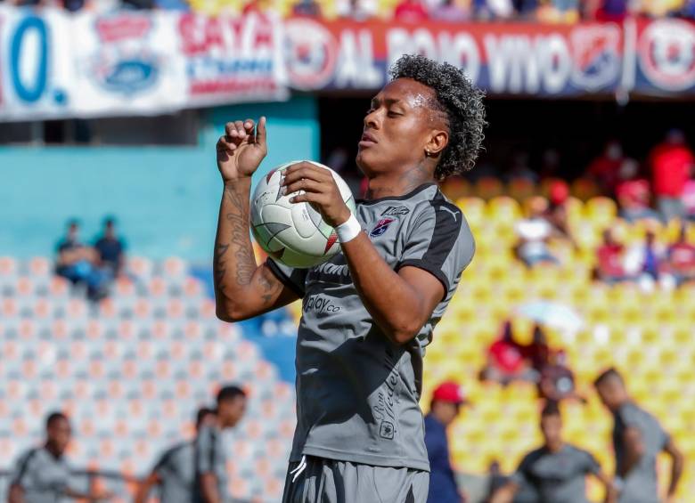 Jean Pineda, uno de los jugadores de mejor rendimiento con el Medellín en el arranque de la temporada. Internacional de Brasil y Guaireña juegan a las 7:30 p.m. FOTO Juan Antonio Sánchez 