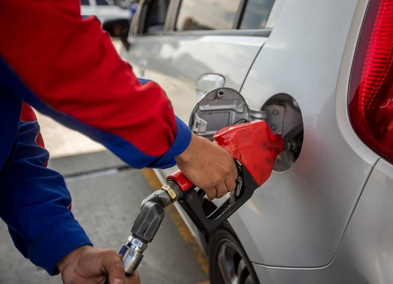 A pesar del incremento en la cotización del petróleo, el precio de los combustibles en Colombia se mantiene estable en febrero. FOTO Camilo Suárez