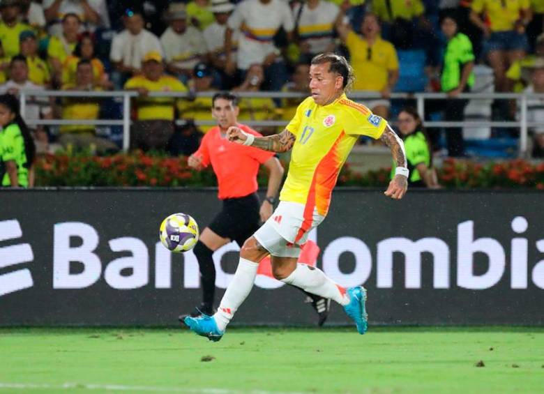 El delantero tolimense Dayro Moreno, de 39 años –cumplirá 40 el 16 de septiembre–, tuvo buen desempeño en lo que jugó contra Bolivia. FOTO: COLPRENSA 