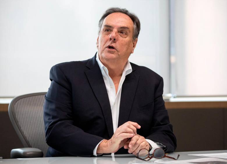 Según Jorge Mario Velásquez, presidente de Grupo Argos, con estas iniciativas de readquisición buscan reafirmar la confianza en el plan de negocios y la estrategia que se viene ejecutando desde la compañía. Foto: Camilo Suárez