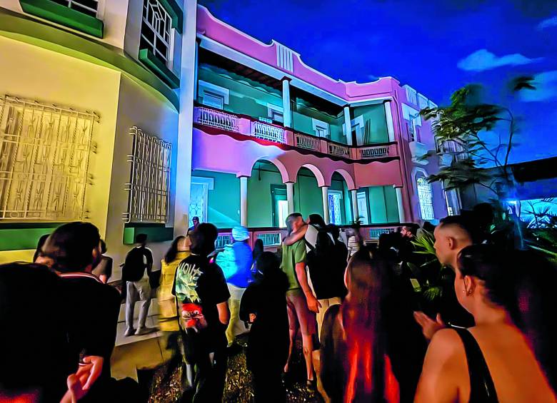 En la antigua Casa Blanca ahora se construye Salón Prado, un distrito gastronómico y de entretenimiento con el que esperan darle un nuevo aire al barrio, en especial en la noche. FOTO Álvaro guerrero