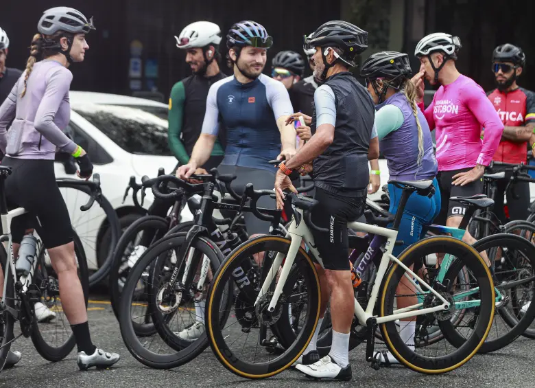 El ciclismo ahora es una industria global que integra fabricantes de bicicletas, confecciones, accesorios, tecnología deportiva, nutrición especializada y turismo alrededor de los grandes eventos. Foto: Manuel Saldarriaga