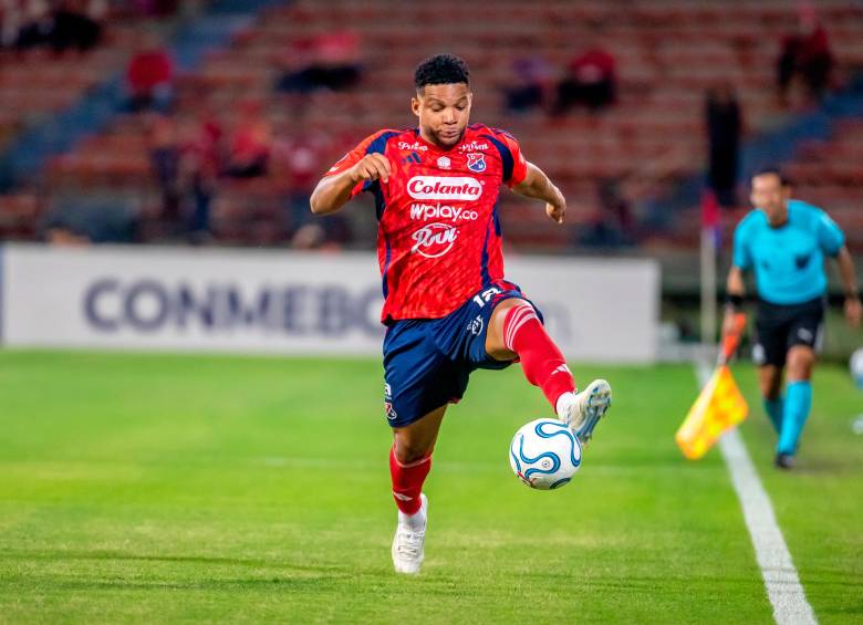Frank Fabra regresa a las convocatorias del DIM y seguramente será titular frente al Pasto tras cumplir con el protocolo para conmociones que recomienda la FIFA. FOTO Juan Antonio Sánchez 