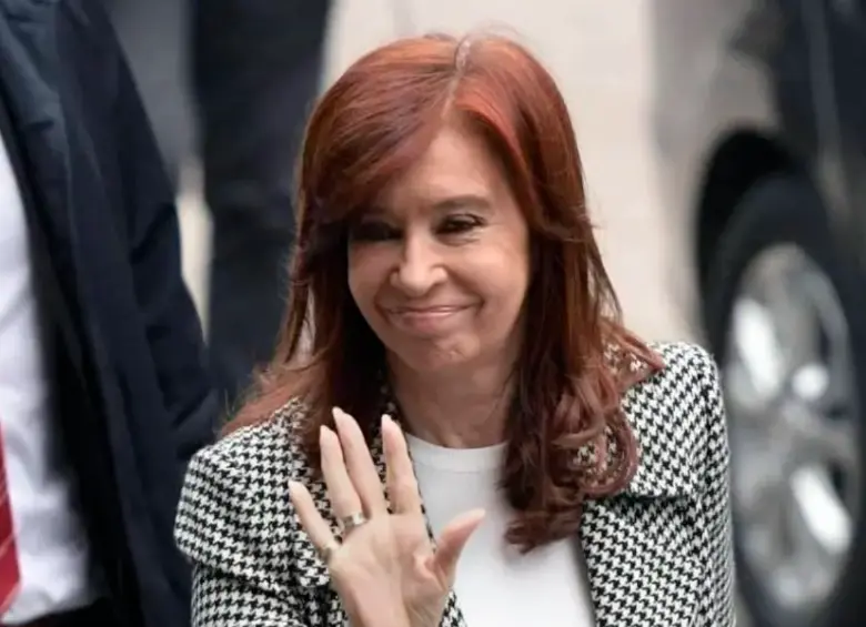 La expresidenta podrá recibir visitas de su grupo familiar, abogados defensores y médicos, pero deberá pedir permiso a la Justicia para recibir a otras personas. FOTO: AFP