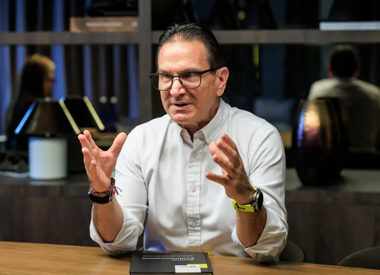 El presidente de Grupo Cibest, Juan Carlos Mora, destacó que la entidad sumó utilidades por $1,5 billones en el primer trimestre del año, impulsadas por el crecimiento de sus activos y su apuesta por servicios financieros digitales y sin fronteras. FOTO Camilo Suárez