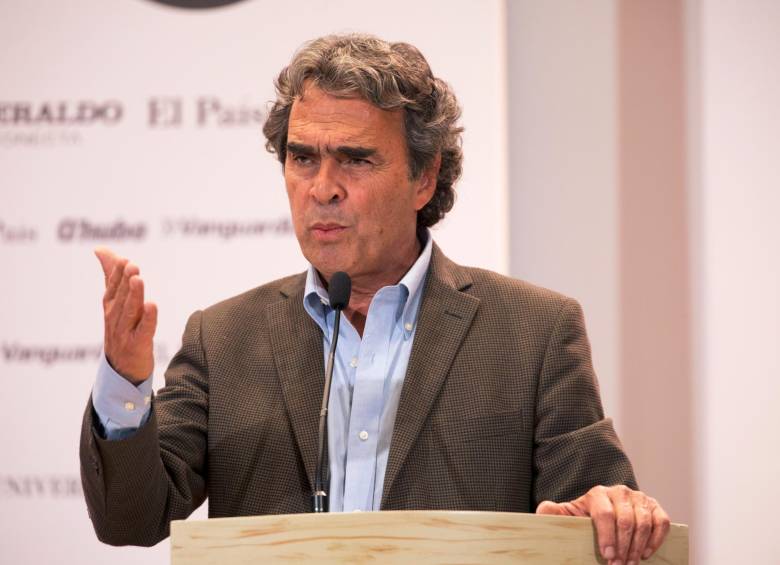 El excandidato presidencial, Sergio Fajardo, sostiene que pronto habrá otro escándalo en Colombia. FOTO: Archivo El Colombiano.