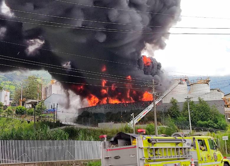 Por el momento se desconocen las causas del incidente. FOTO: JAIME PÉREZ.