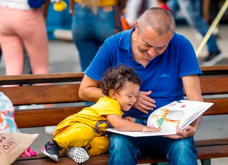 La programación completa del festival está disponible en www.fiestadellibroylacultura.com y en las redessociales @fiestalibro y @cultura.med. Foto Camilo Suárez.