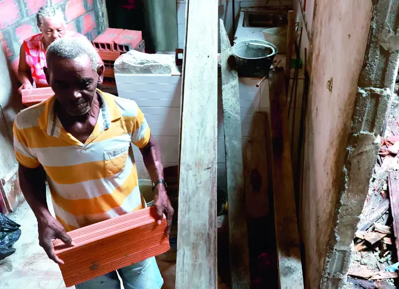 Así vive Quibdó la crisis por el terremoto: “Entramos a las casas rezando para que no se caigan o no haya otro temblor”