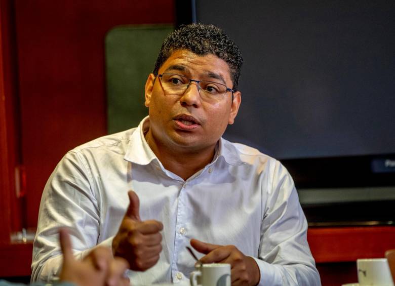 El diputado Luis Peláez aspirará de nuevo a la Asamblea de Antioquia, encabezando la lista del partido Dignidad y Compromiso. FOTO juan antonio sánchez