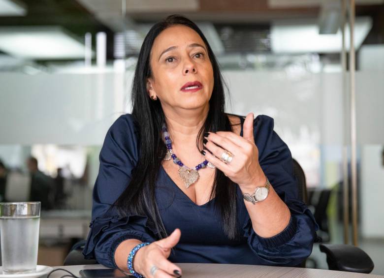 La exfiscal Claudia Carrasquilla niega que durante su estadía en Medellín haya conformado un cartel de falsos testigos para condenar cabecillas. FOTO: JULIO CÉSAR HERRERA