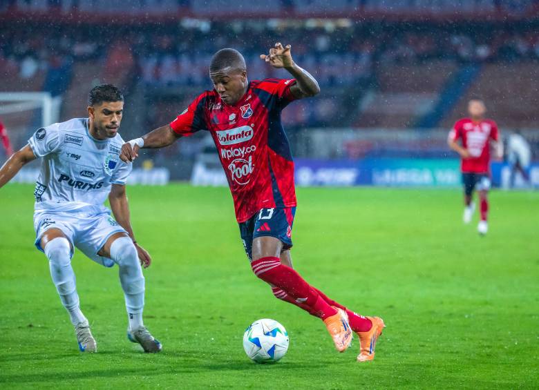 Varios futbolistas del Medellín, entre ellos el vallecaucano Francisco Chaverra, no tuvieron un buen inicio de semestre en el Apertura del 2026. Sin embargo, se espera que repunten en lo que queda. Foto: Juan Antonio Sánchez 