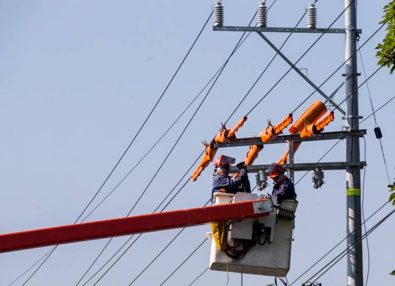 Aunque el incremento en la energía ha golpeado con mayor fuerza al Caribe, en Medellín también subió. FOTO JULIO HERRERA