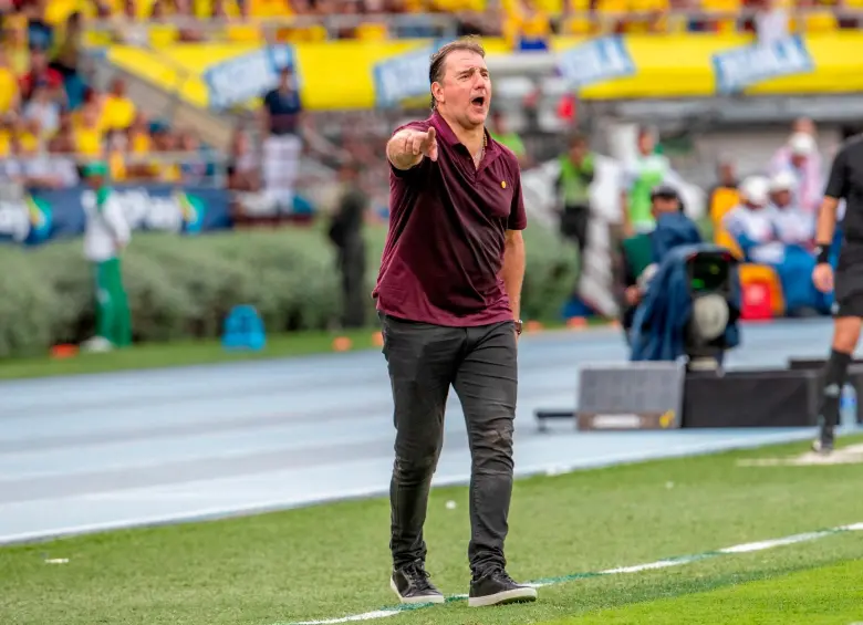 El entrenador de Colombia, Néstor Lorenzo, espera llevar al equipo nacional a ser cabeza de serie de la Copa del Mundo del 2026. Foto: Juan Antonio Sánchez