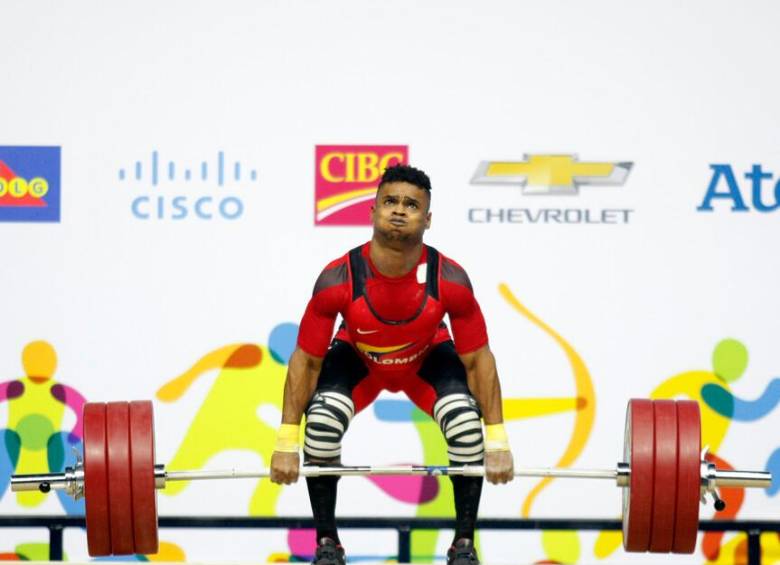 Francisco Mosquera se esfuerza para competir en los Juegos Olímpicos de París-2024 en la división de los 61 kilogramos. Por eso, pese a la falta de apoyos, se sigue entrenando para lograr sus metas. FOTO COLPRENSA